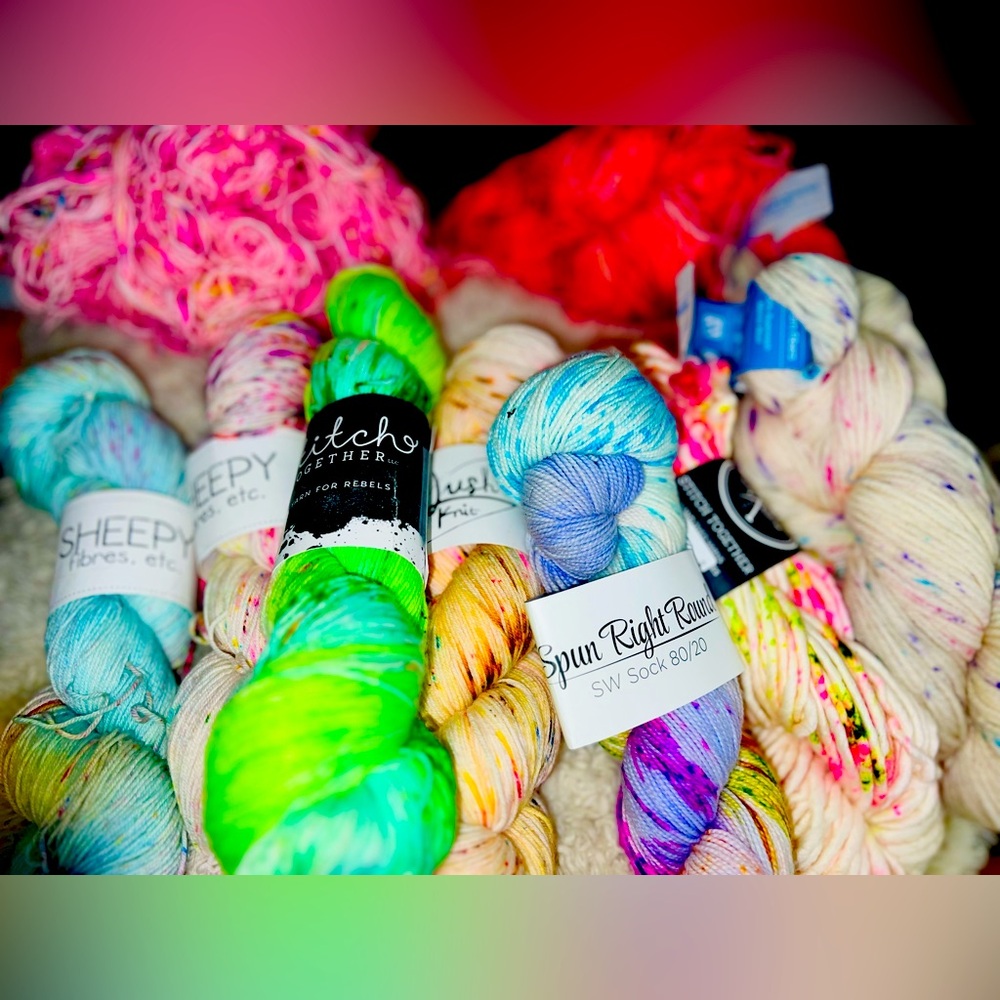 SALE‼️ Hand-Dyed Wool Yarn Bundle - sock yarn, worsted yarn, 8 skeins+2 FREE!